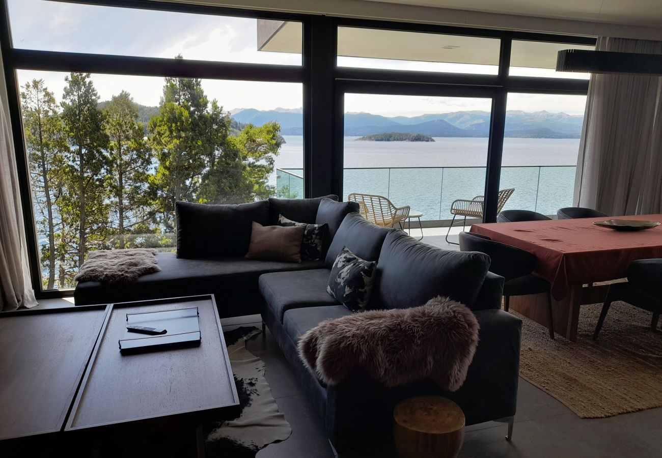 Apartamento en San Carlos de Bariloche - 06PAX HUAPI50C FLOR-NP