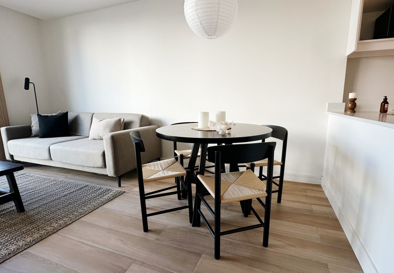 Apartamento en Mar Del Plata - Corazón de Mardel | Maires Urbano 309 | Hola Sur