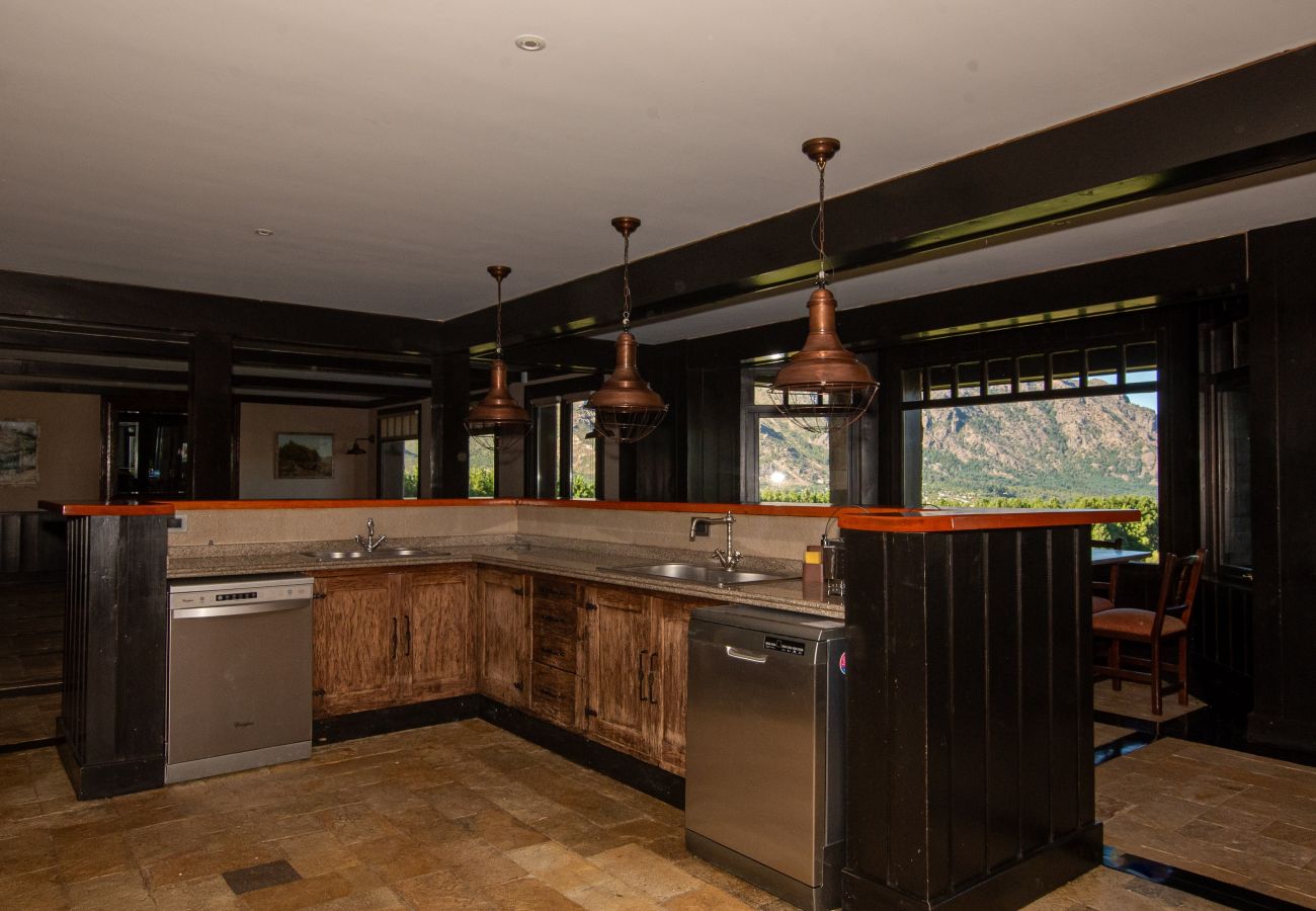 Casa en San Carlos de Bariloche - 18/20PAX ARE09 MAI