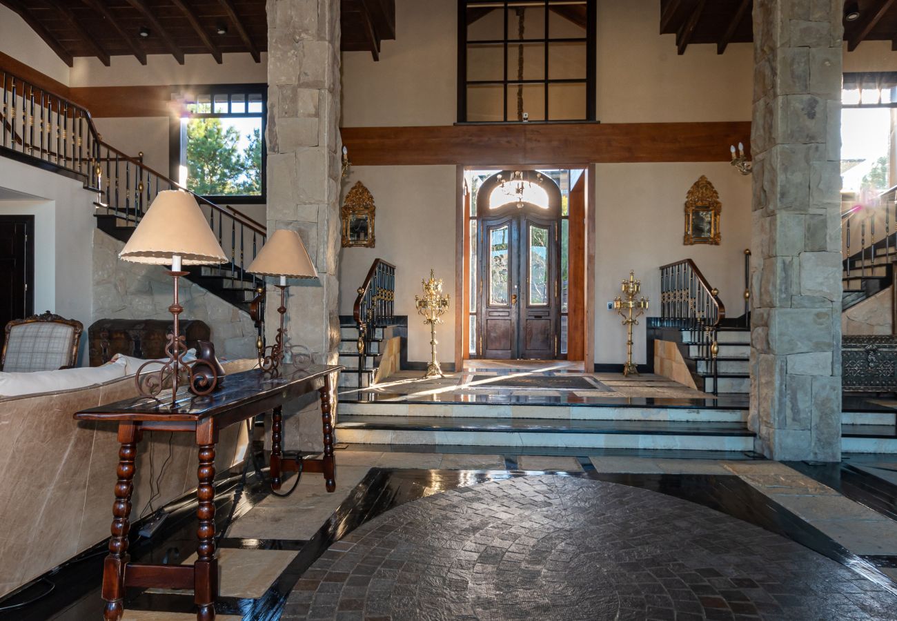 Casa en San Carlos de Bariloche - 18/20PAX ARE09 MAI