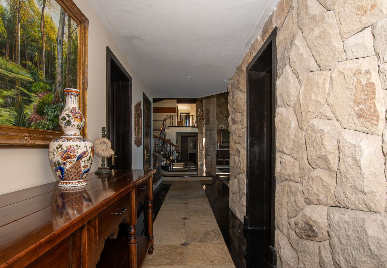 Casa en San Carlos de Bariloche - 18/20PAX ARE09 MAI