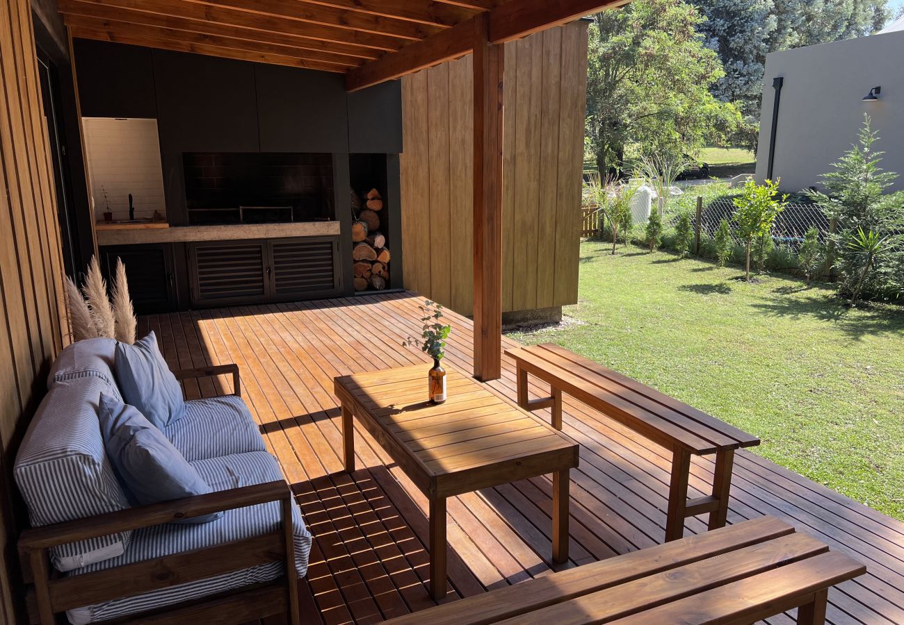 Casa en Chapadmalal - Pancha Chapa  | Casa Almendra | Hola Sur