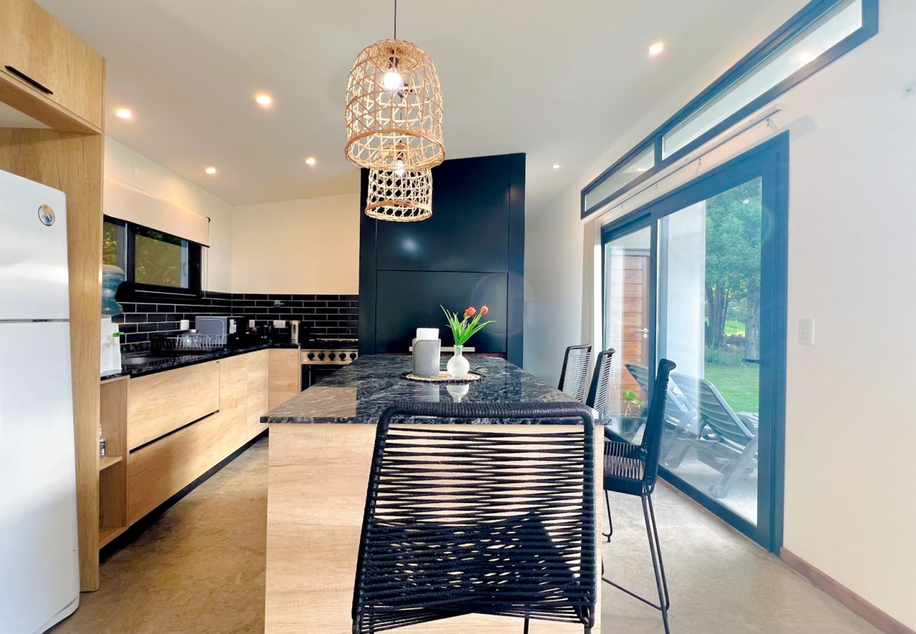 Estudio en Mar Del Plata - A pasos del mar | Casa Paola | Hola Sur