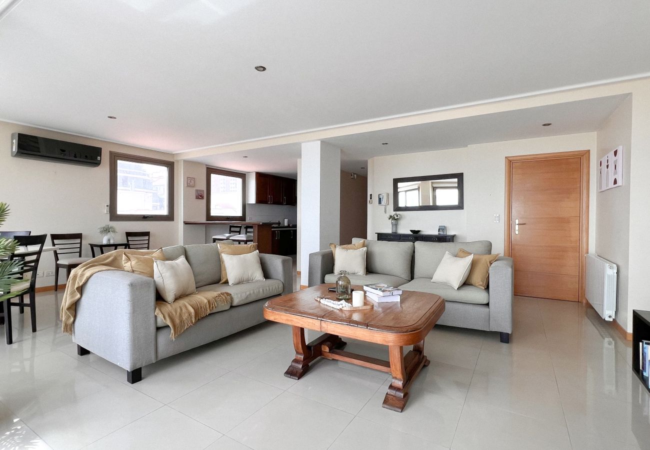 Apartamento en Mar Del Plata - Soñar mirando el mar | Depto Falucho | Hola Sur