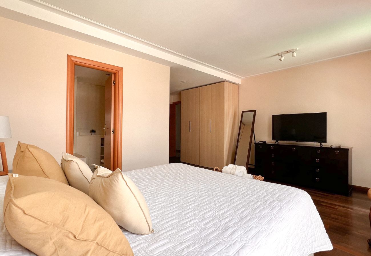 Apartamento en Mar Del Plata - Soñar mirando el mar | Depto Falucho | Hola Sur