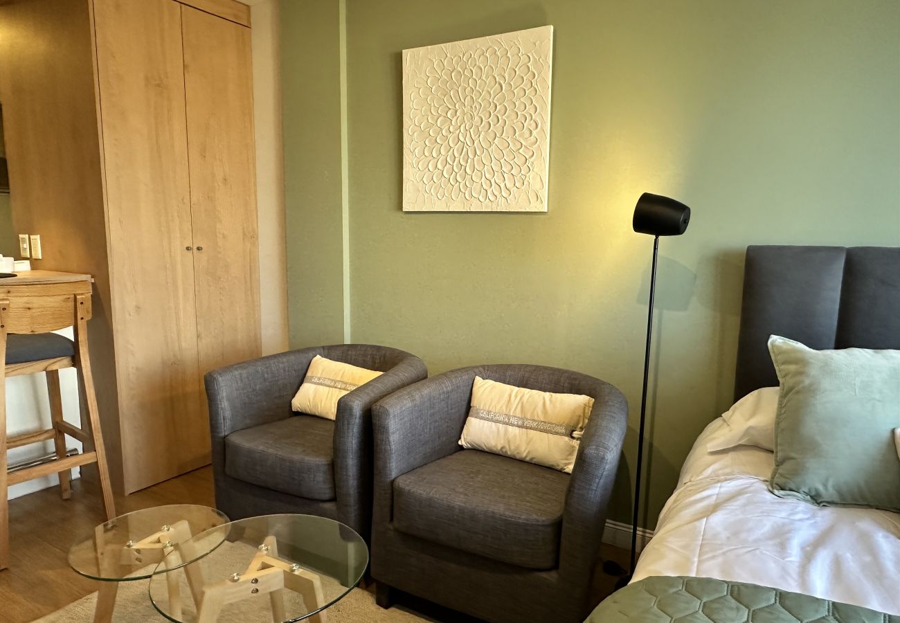 Estudio en San Carlos de Bariloche - Grinly with lake view & parking