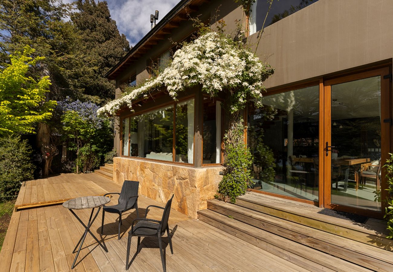 Casa en San Carlos de Bariloche - Beautiful lakefront house in Bariloche