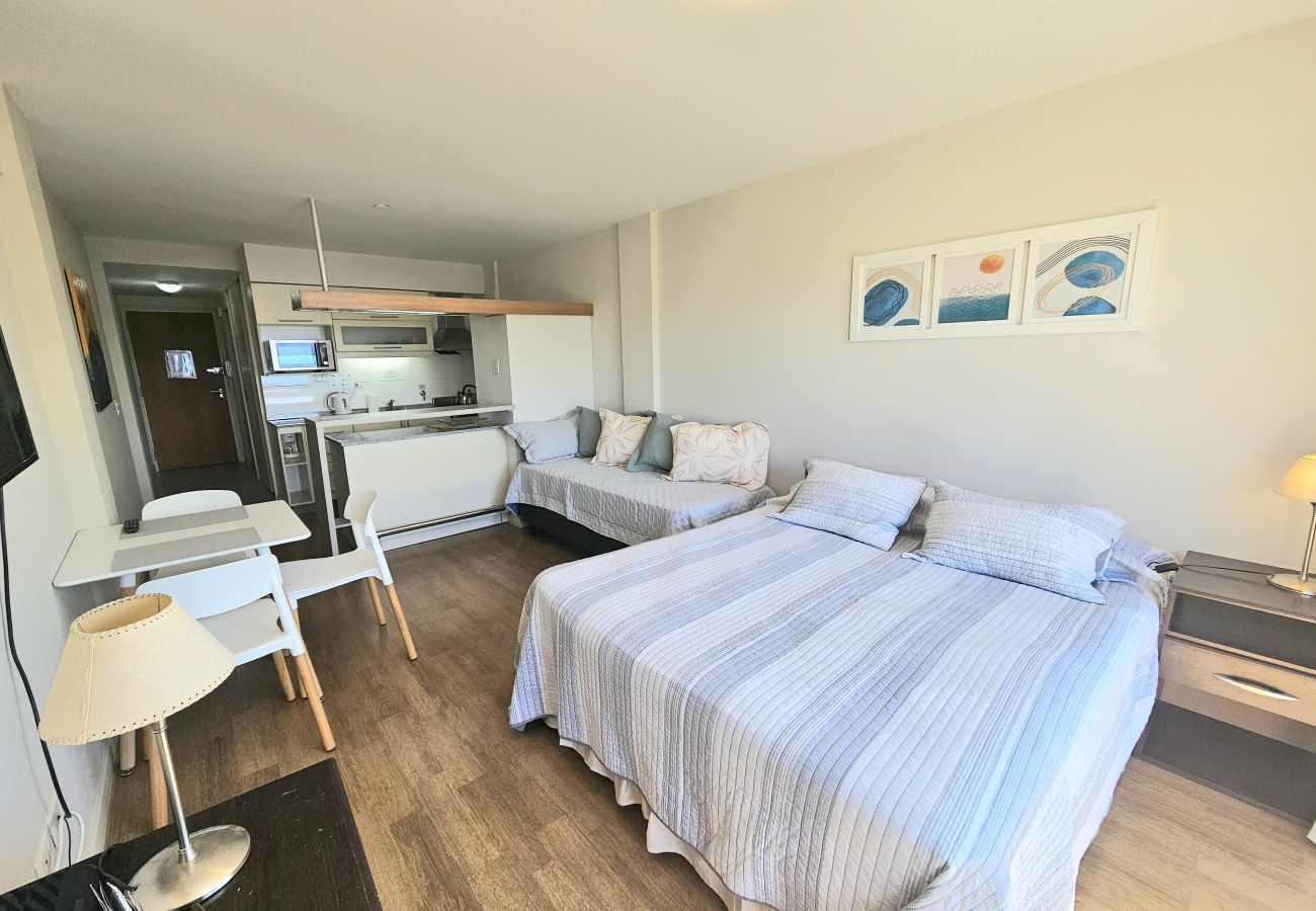 Estudio en San Carlos de Bariloche - Terrazas del lago I F con vista al lago Nahuel Hua