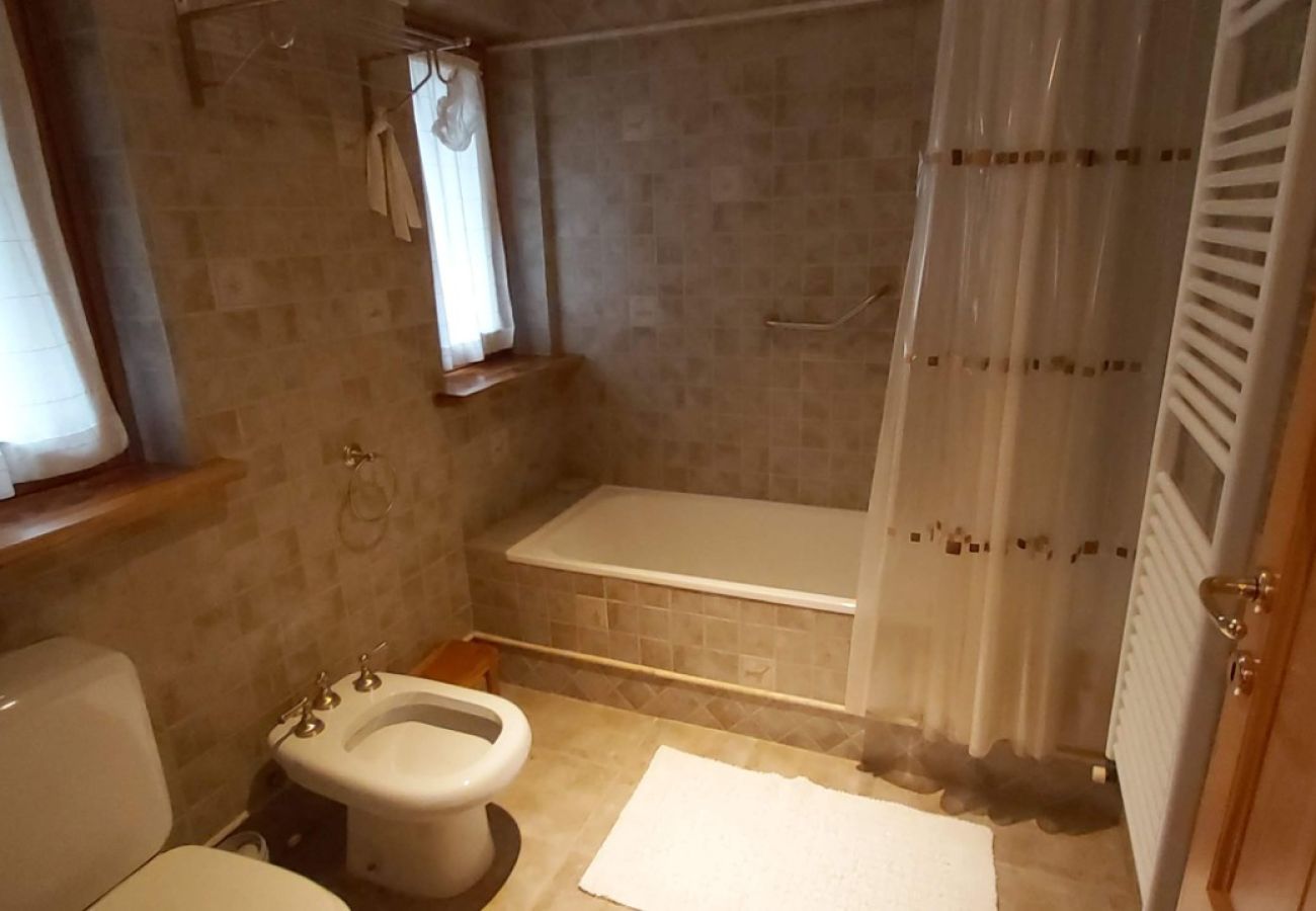 Casa en San Carlos de Bariloche - 10/12PAX ARE63 CRISTIAN