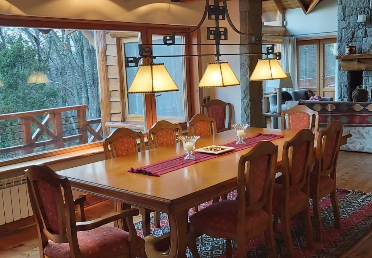 Casa en San Carlos de Bariloche - 10/12PAX ARE63 CRISTIAN