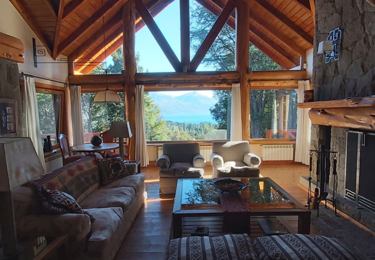 Casa en San Carlos de Bariloche - 10/12PAX ARE63 CRISTIAN
