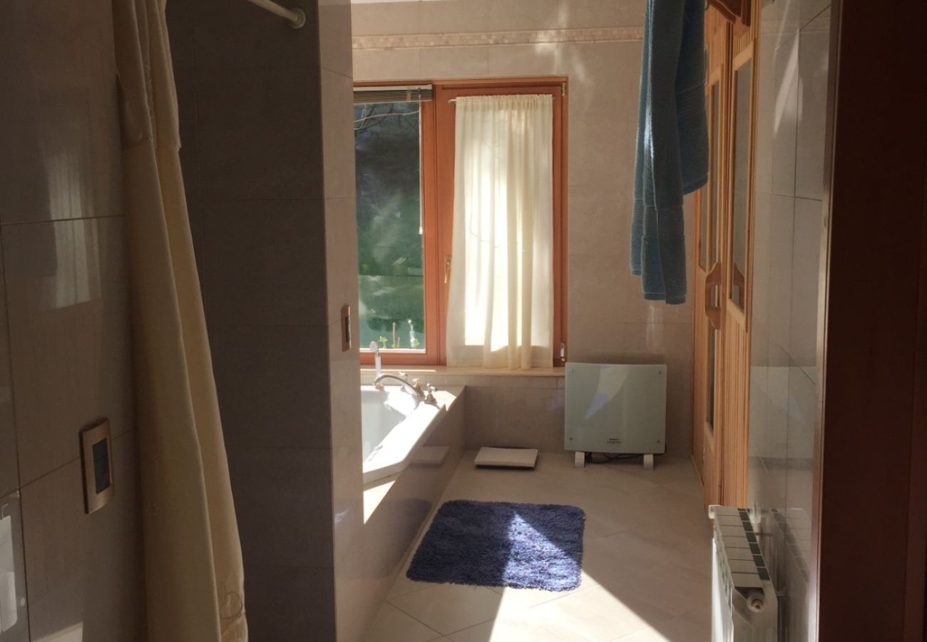 Casa en San Carlos de Bariloche - 10/12PAX ARE63 CRISTIAN