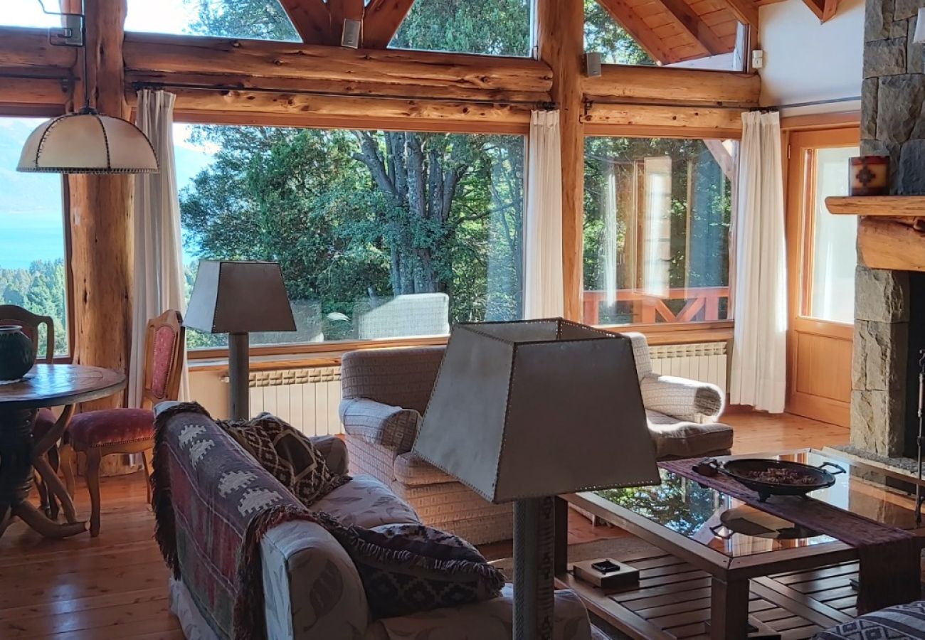 Casa en San Carlos de Bariloche - 10/12PAX ARE63 CRISTIAN