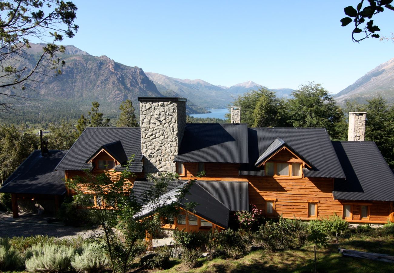 Casa en San Carlos de Bariloche - 10/12PAX ARE63 CRISTIAN