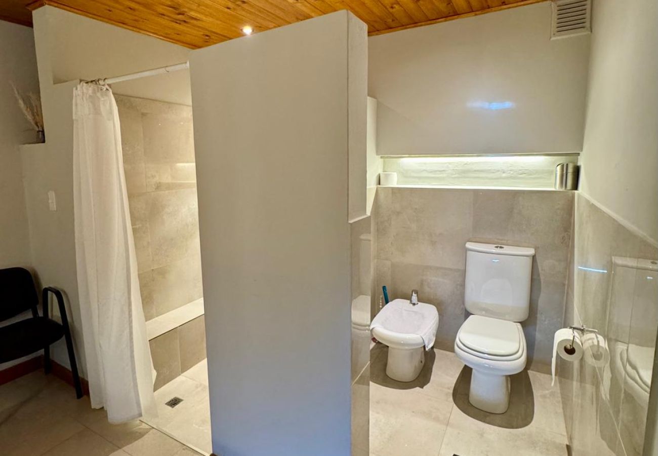 Cabaña en San Carlos de Bariloche - 2/3 HUAPI23C