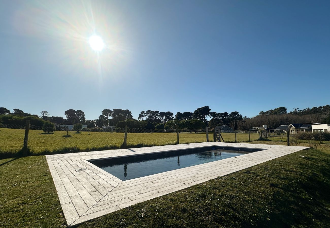 Casa en Chapadmalal - Estación Chapa | Casa Agustina | Hola Sur