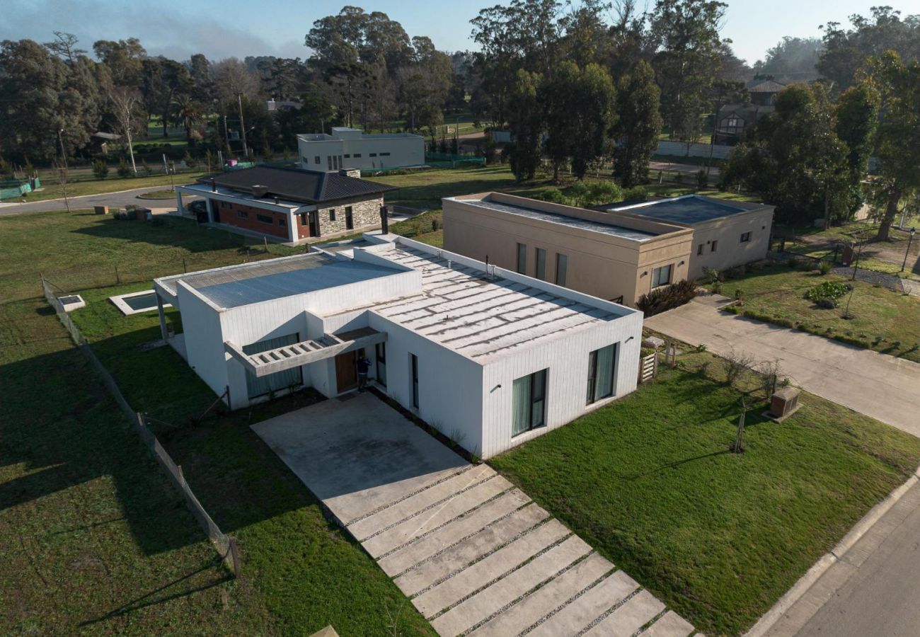 Casa en Mar Del Plata - Retiro Costero | Casa Pedro | Hola Sur