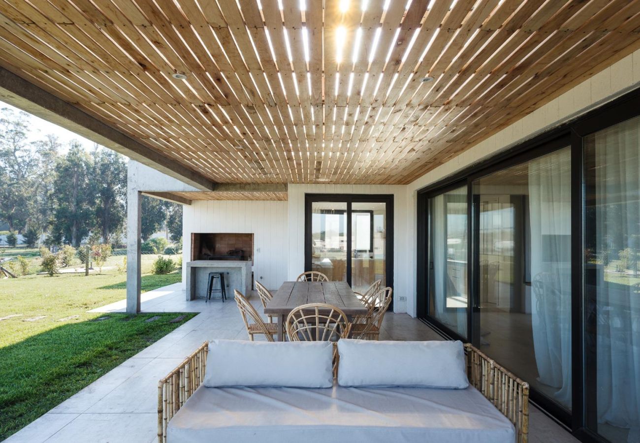 Casa en Mar Del Plata - Retiro Costero | Casa Pedro | Hola Sur
