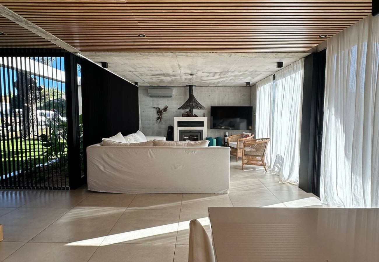 Casa en Chapadmalal - San Benito Retreat | Casa Felipe | Hola Sur