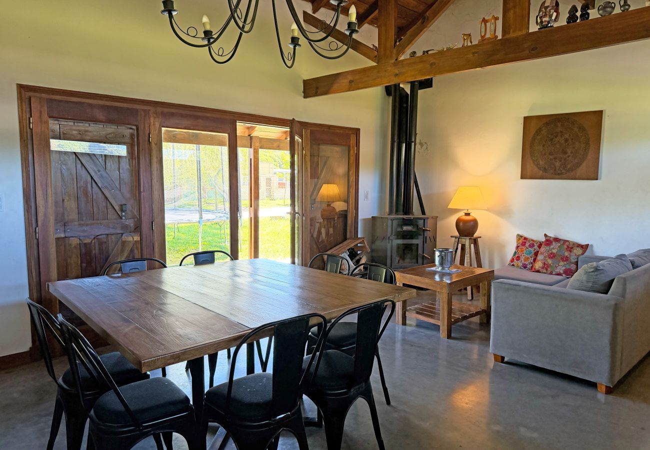 Casa en Mar Del Plata - Casa estilo Campo en Alfar | Casa Juan | Hola Sur