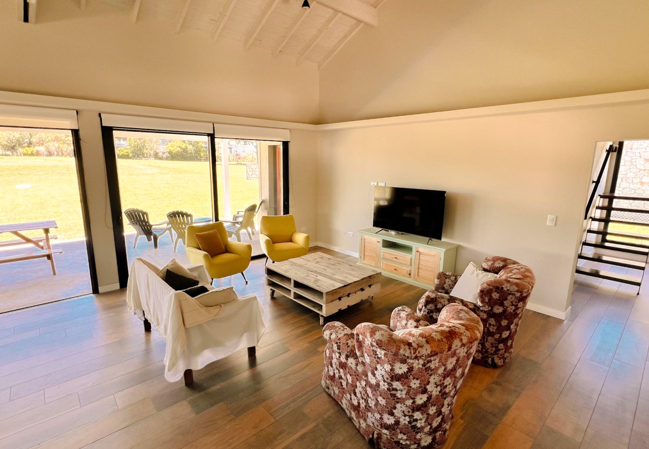 Casa en Chapadmalal - Atardecer y naturaleza | Casa Santi 267 | Hola Sur