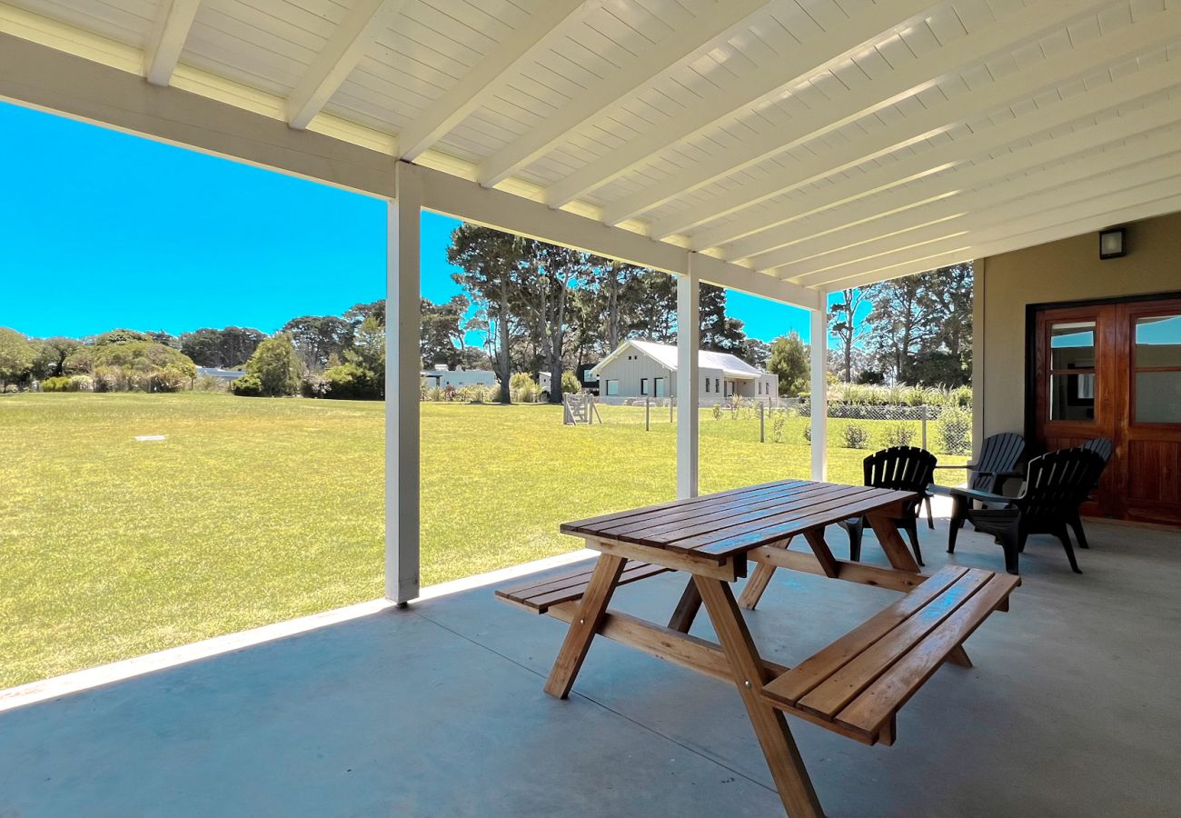 Casa en Chapadmalal - Atardecer y naturaleza | Casa Santi 267 | Hola Sur