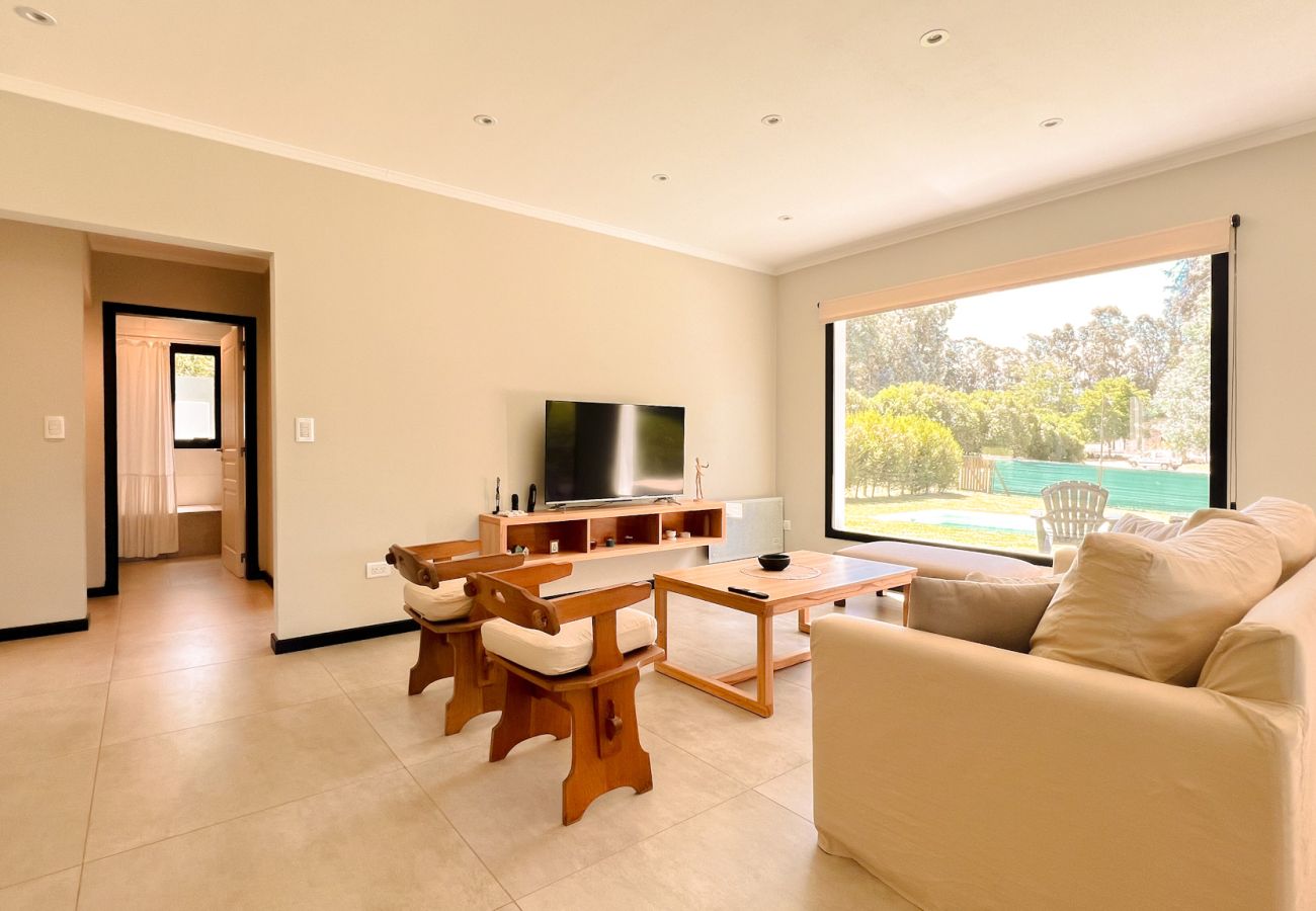 Casa en Chapadmalal - Naturaleza y confort | Casa Santi 212 | Hola Sur