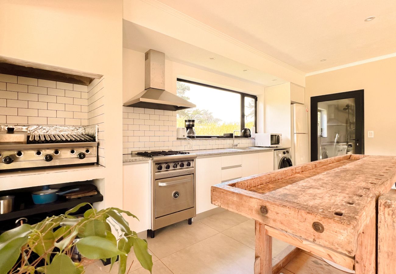 Casa en Chapadmalal - Naturaleza y confort | Casa Santi 212 | Hola Sur