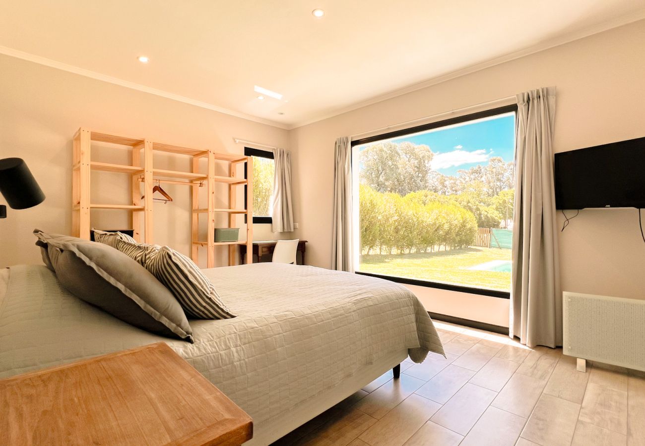 Casa en Chapadmalal - Naturaleza y confort | Casa Santi 212 | Hola Sur