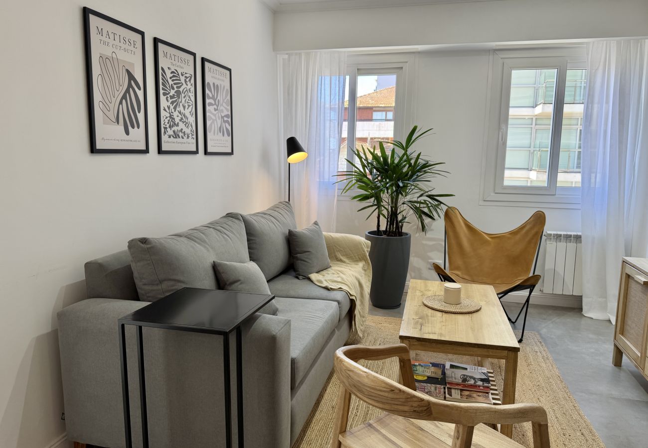 Apartamento en Mar Del Plata - Moderno y a pasos del mar | Depto Ana Maria | Hola