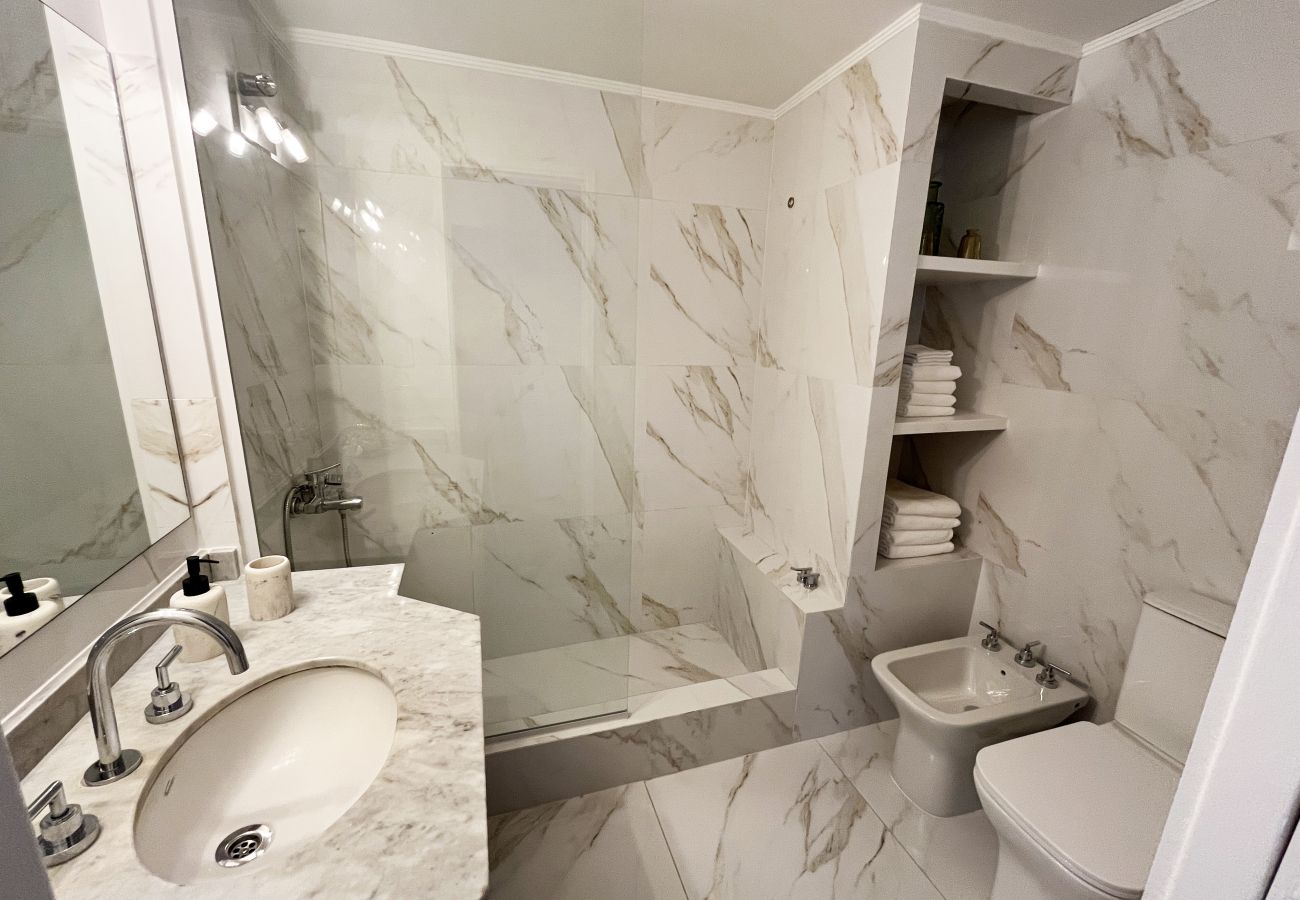 Apartamento en Mar Del Plata - Golf & Sea | Depto Vicky | Hola Sur