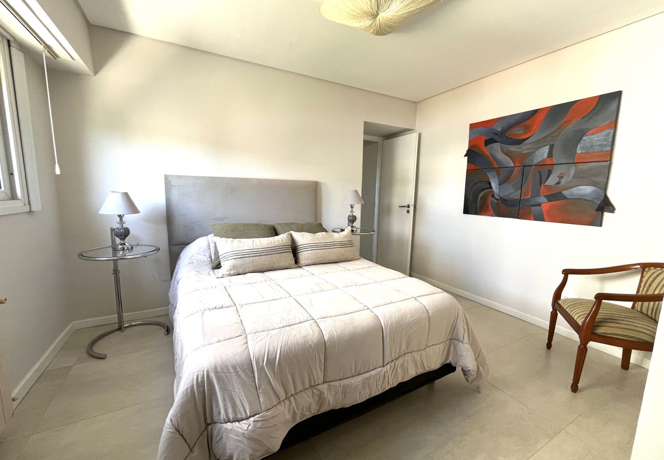 Apartamento en Mar Del Plata - Golf & Sea | Depto Vicky | Hola Sur