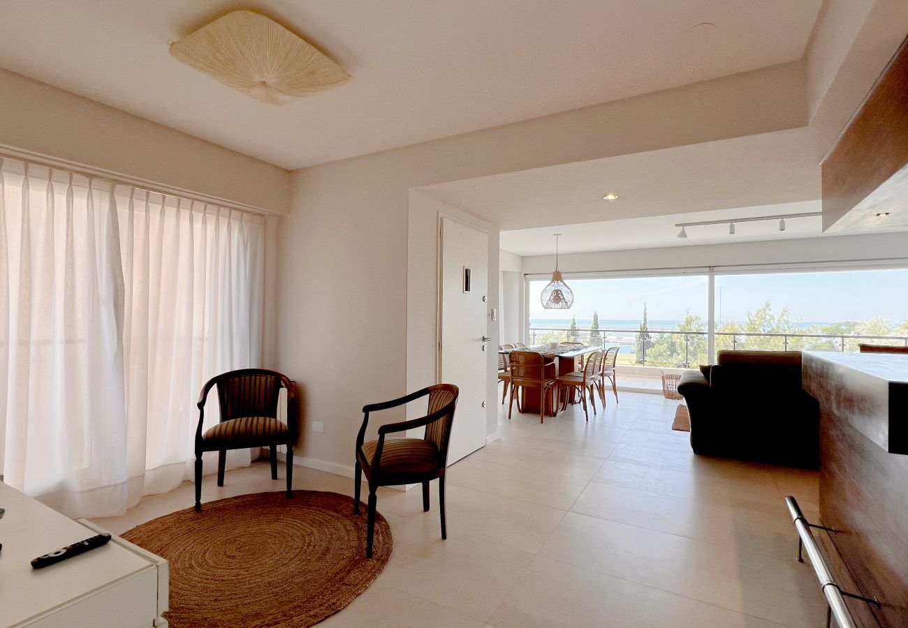 Apartamento en Mar Del Plata - Golf & Sea | Depto Vicky | Hola Sur