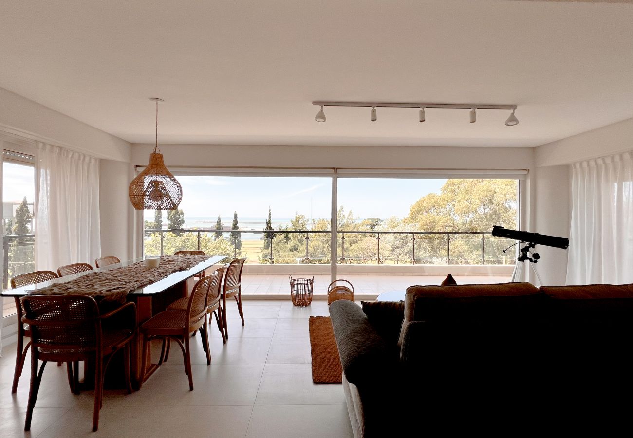 Apartamento en Mar Del Plata - Golf & Sea | Depto Vicky | Hola Sur