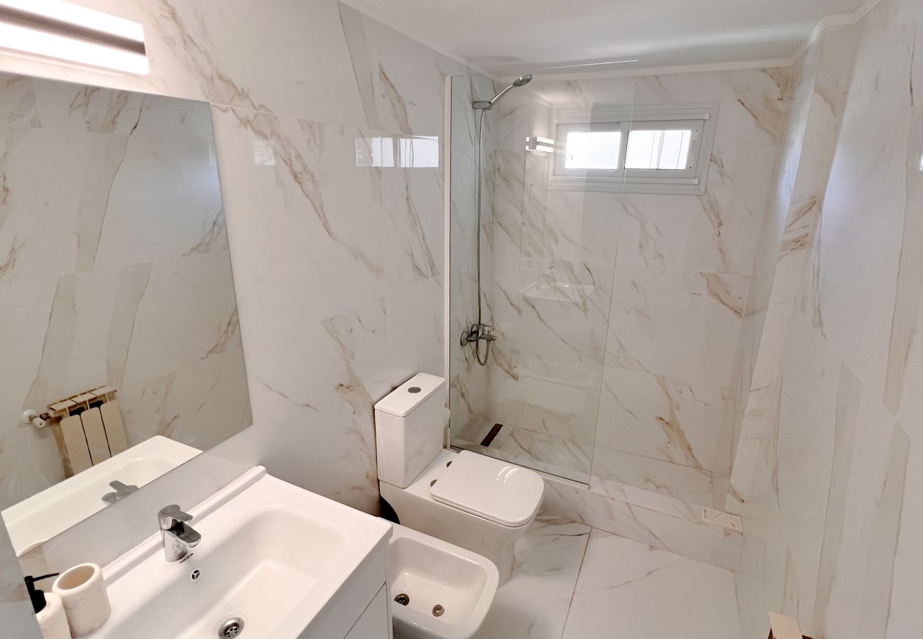 Apartamento en Mar Del Plata - Golf & Sea | Depto Vicky | Hola Sur