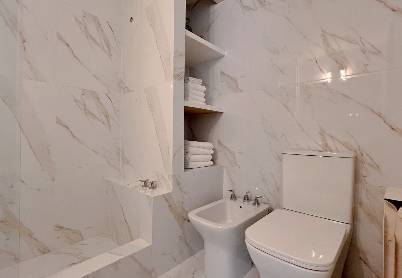 Apartamento en Mar Del Plata - Golf & Sea | Depto Vicky | Hola Sur