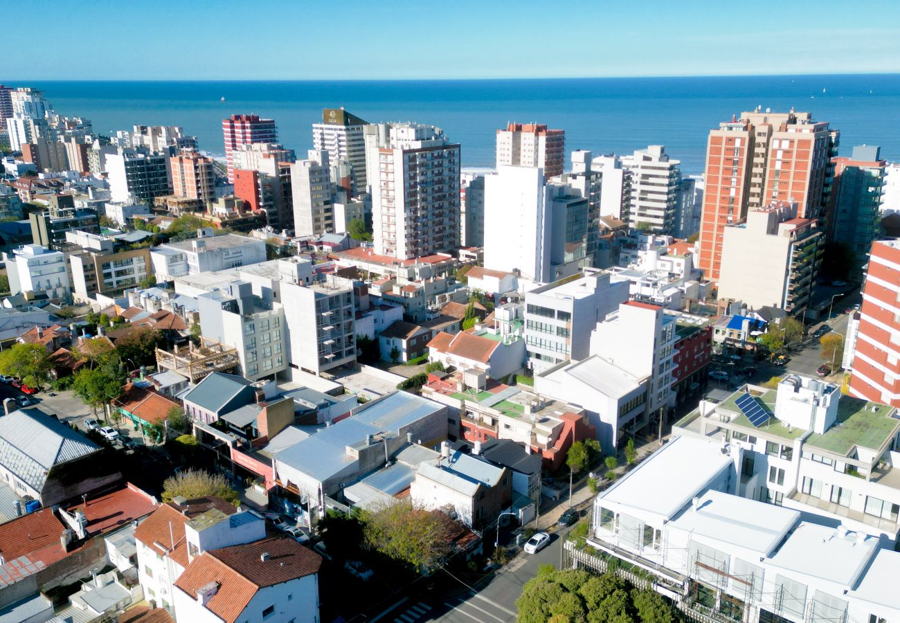 Apartamento en Mar Del Plata - Playa Grande Vibes | Depto Andres | Hola Sur