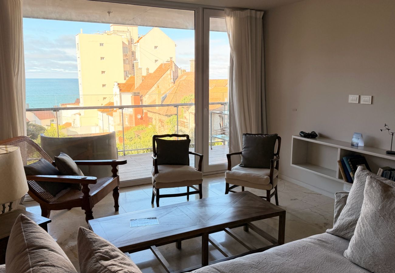 Apartamento en Mar Del Plata - Playa Chica | Depto Malecón | Hola Sur