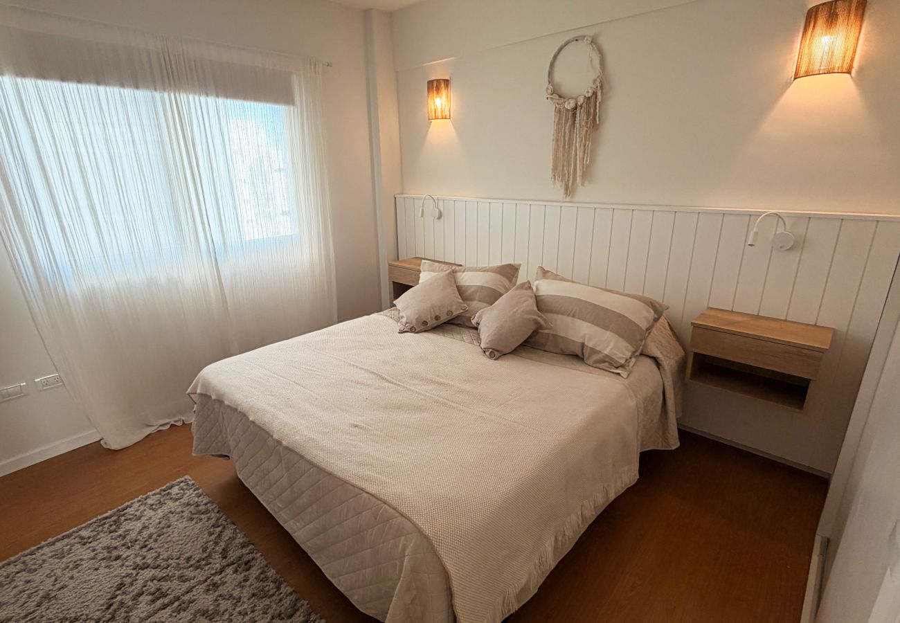 Apartamento en Mar Del Plata - Moderno a pasos del Aldrey | Depto Lili | Hola Sur