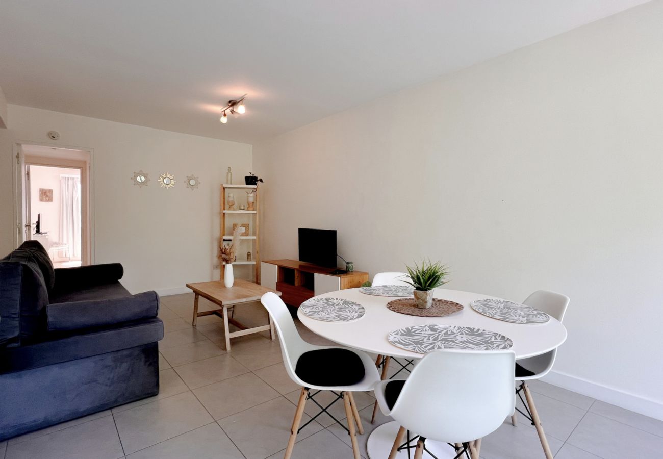 Apartamento em Mar Del Plata - Playa Grande - Depto 2 Amb - MARZ/DIC