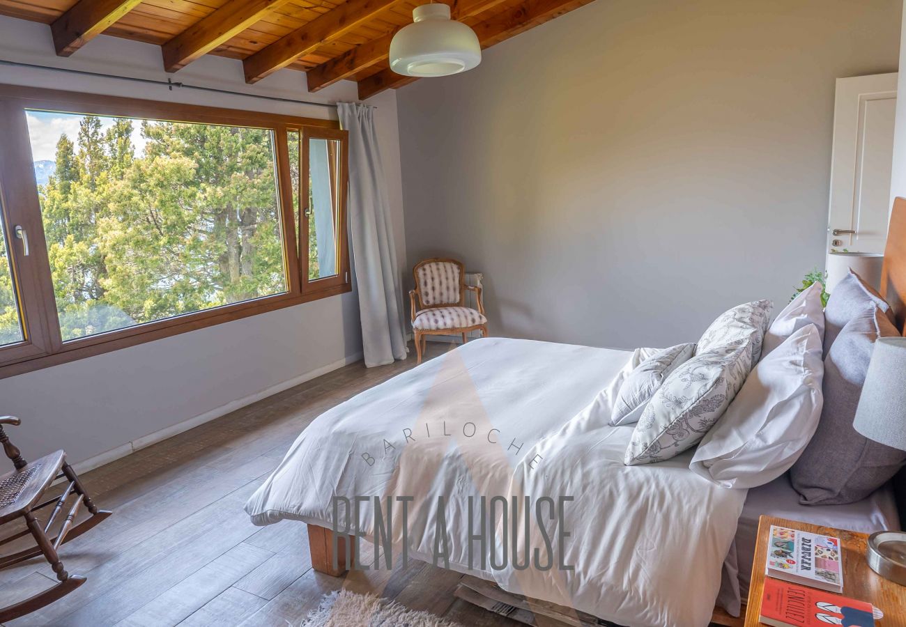 Casa em San Carlos de Bariloche - 08/10PAX PENI04C PADRO