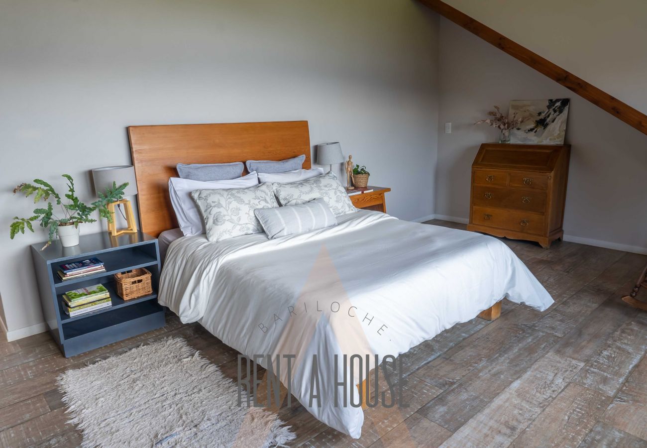Casa em San Carlos de Bariloche - 08/10PAX PENI04C PADRO