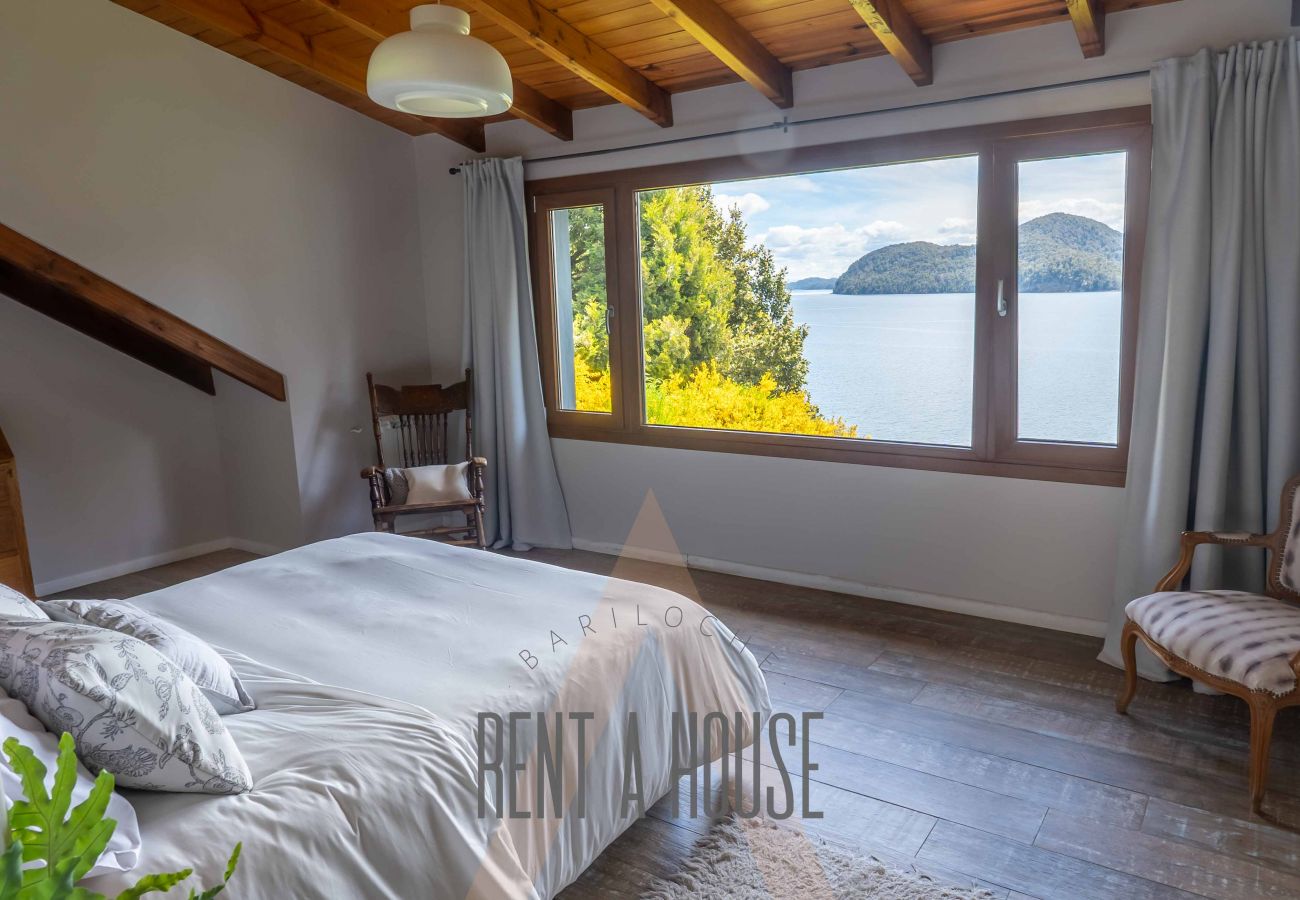 Casa em San Carlos de Bariloche - 08/10PAX PENI04C PADRO