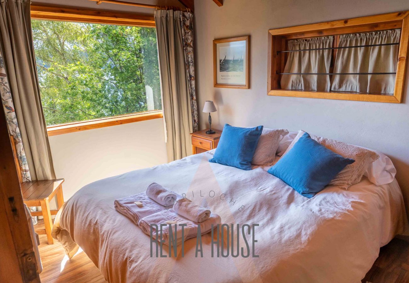 Cabana em San Carlos de Bariloche - 06PAX HUAPI18C  ESLGO