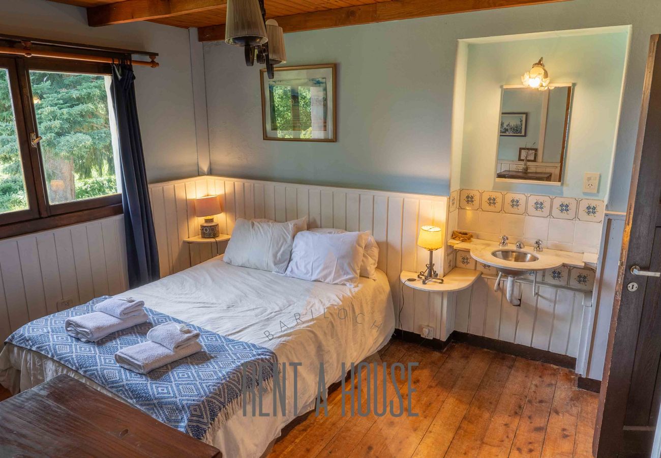 Casa em San Carlos de Bariloche - 20/22PAX HUAPI27 CASONA VICKY