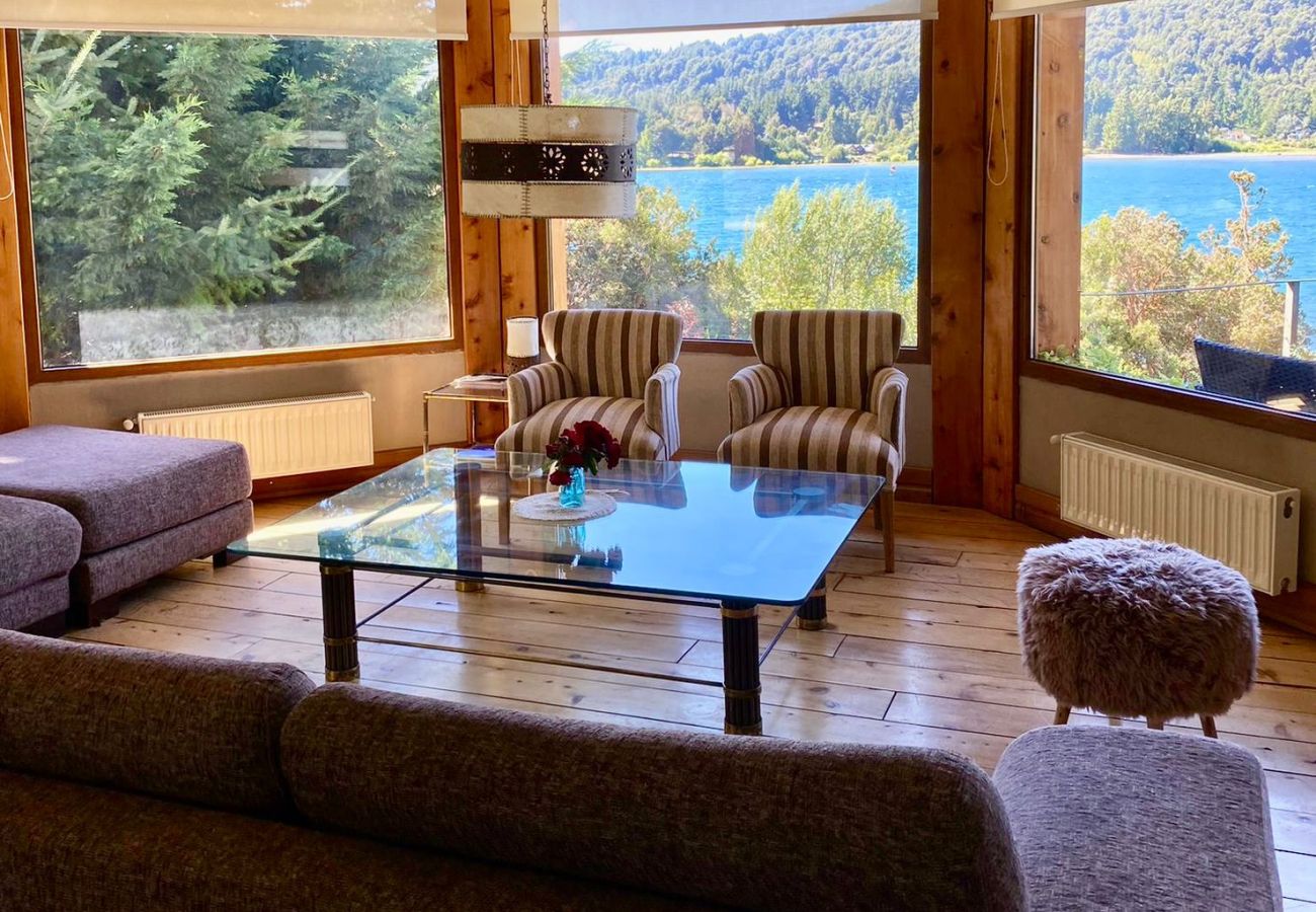 Casa em San Carlos de Bariloche - 08PAX HUAPI07C NORA