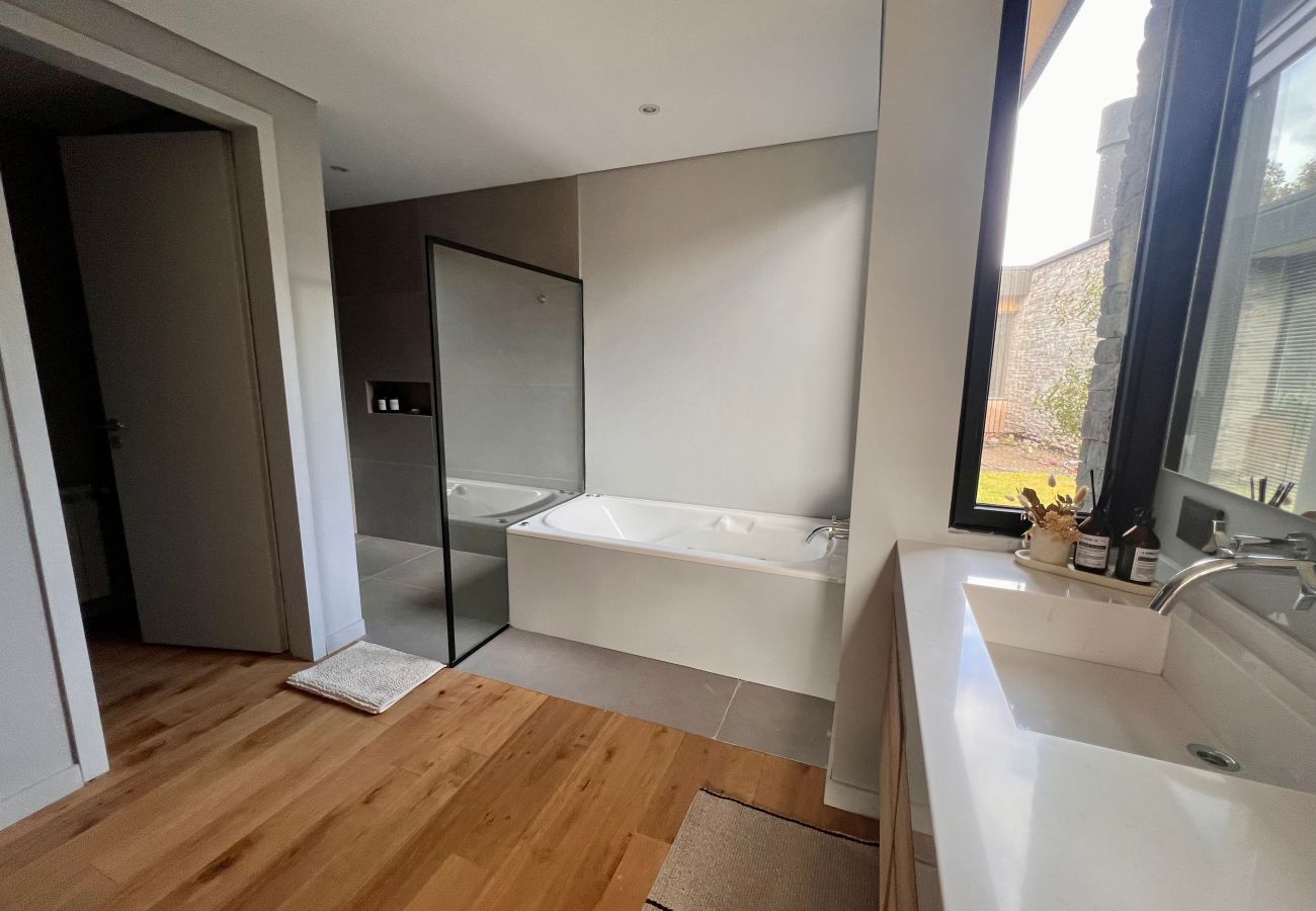 Casa em San Carlos de Bariloche - 09PAX ARE42 MECHI