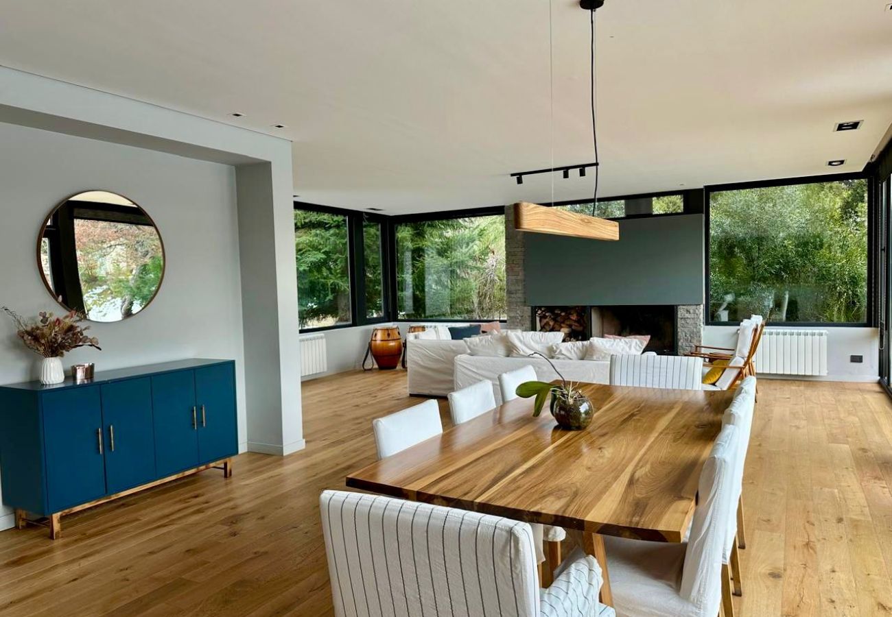 Casa em San Carlos de Bariloche - 09PAX ARE42 MECHI