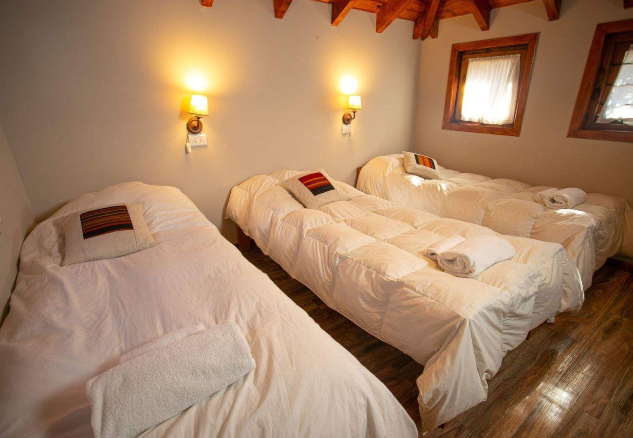 Cabana em San Carlos de Bariloche - 08PAX HUAPI19C ESAA