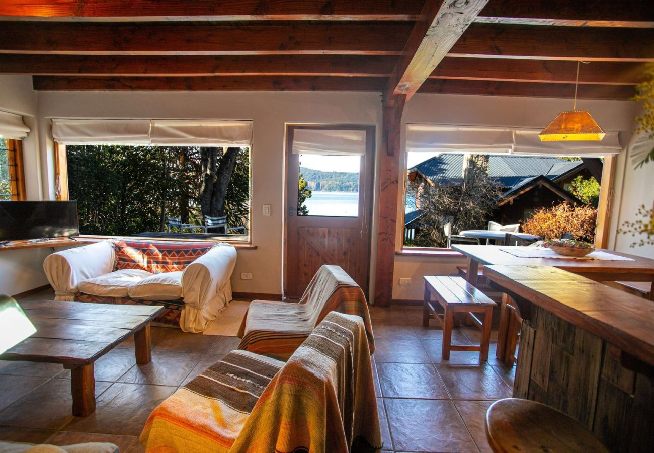 Cabana em San Carlos de Bariloche - 08PAX HUAPI19C ESAA